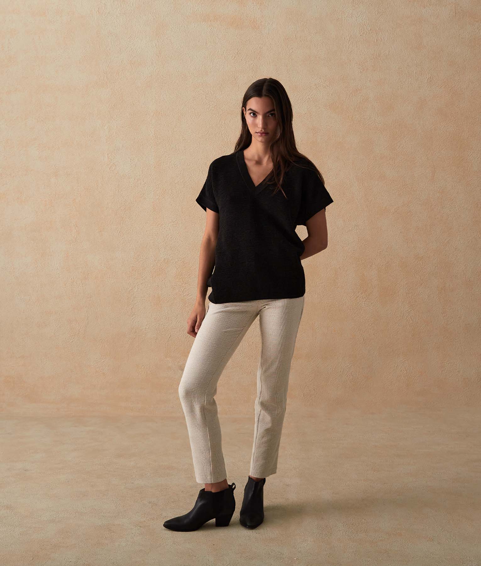 A-Shaped V-Neck Vest - Image 4