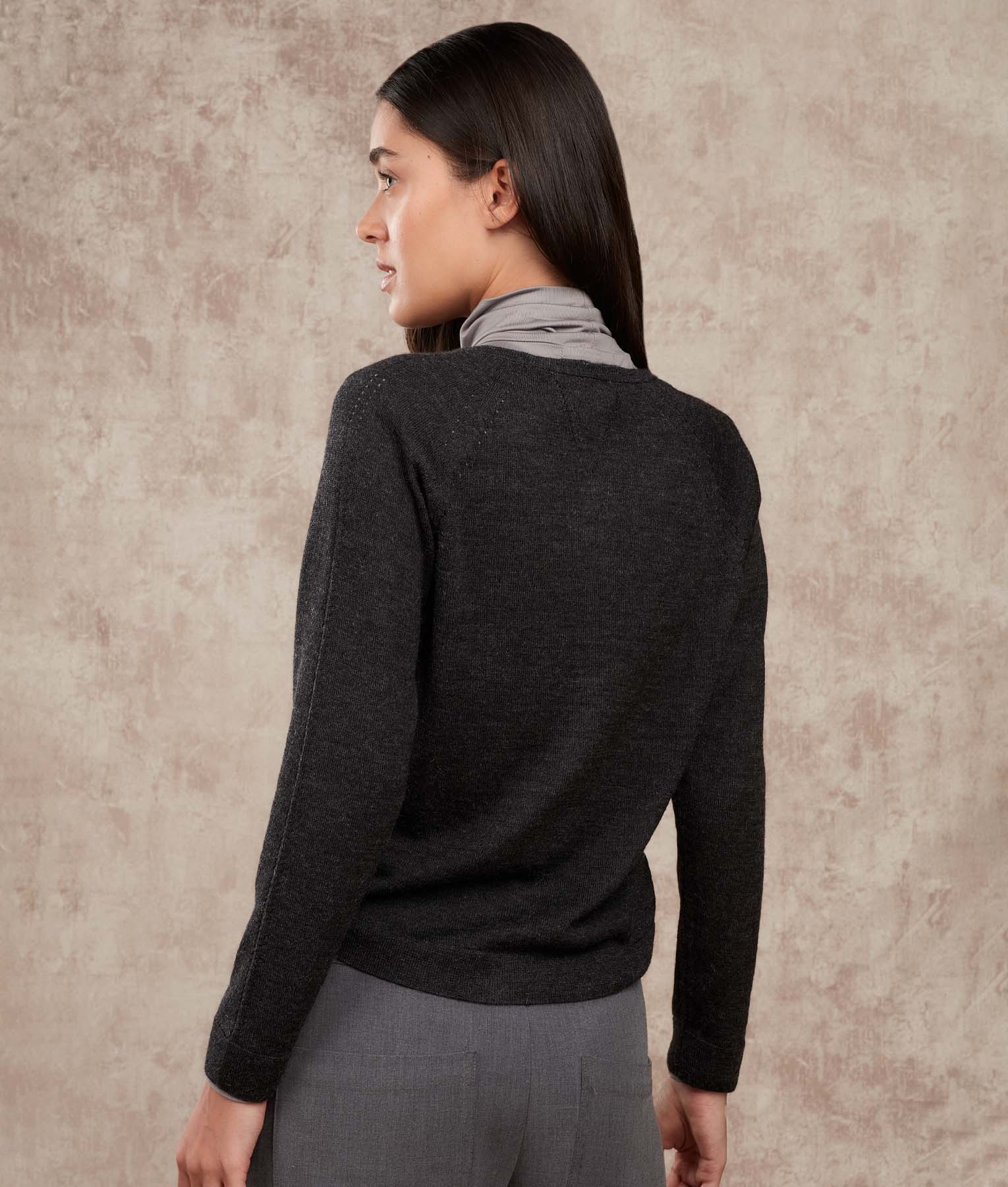 Basic Raglan Sleeves Cardigan - Image 5