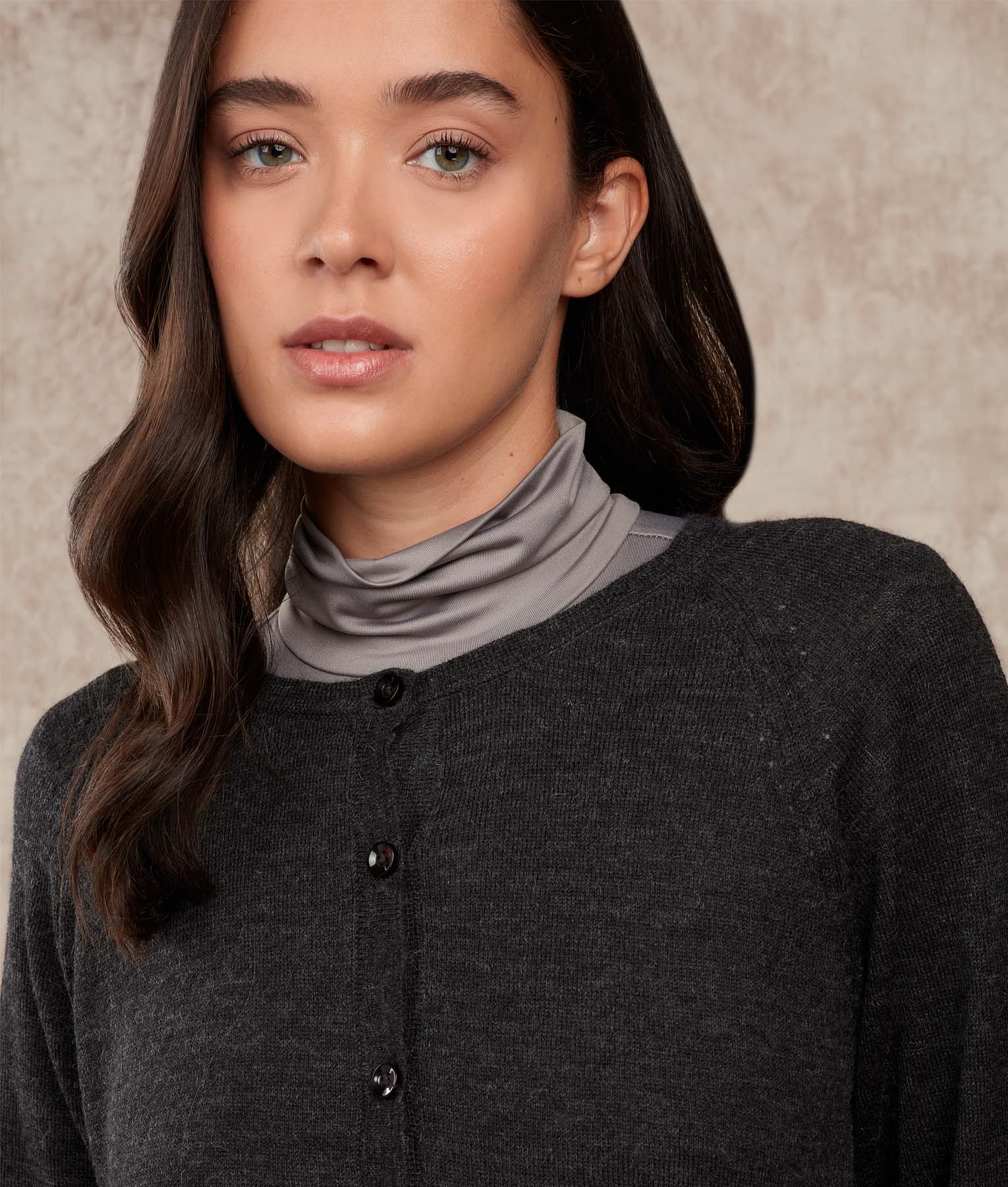 Basic Raglan Sleeves Cardigan - Image 6