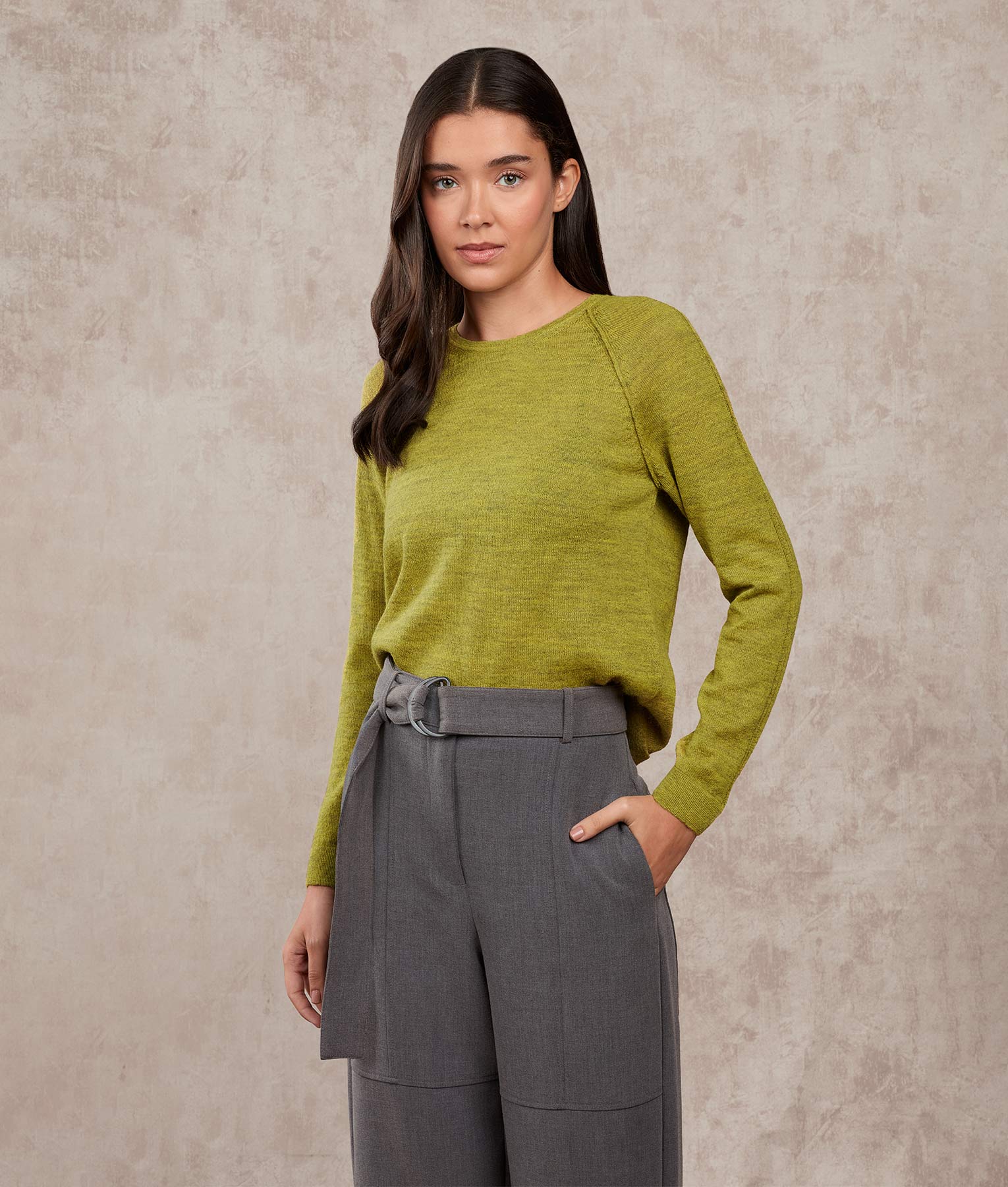Basic Raglan Sleeves Sweater - Image 2