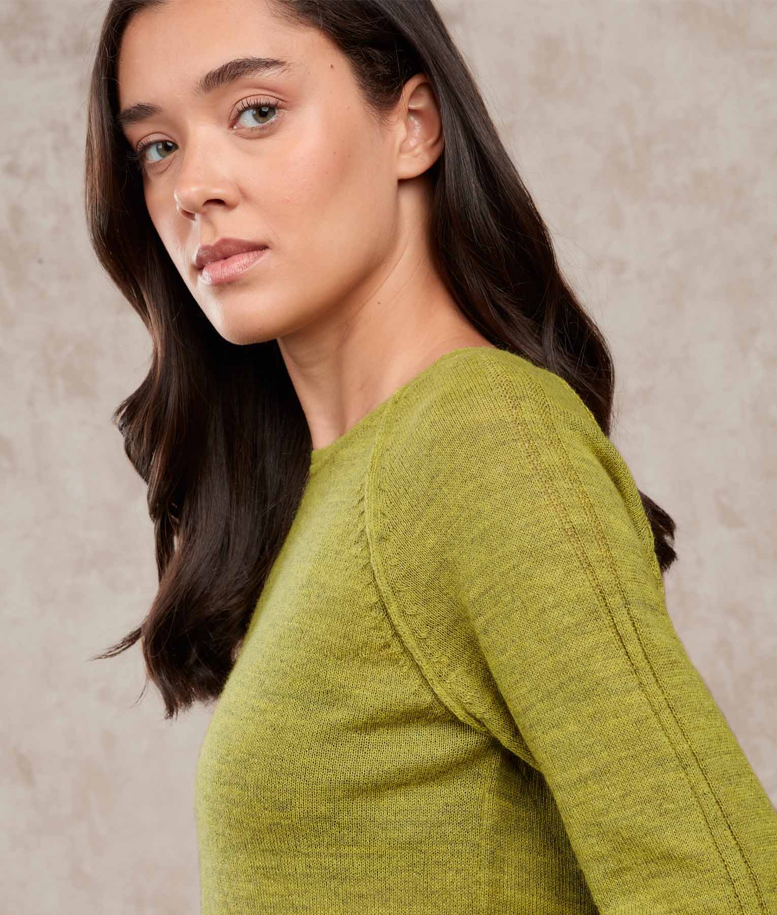 Basic Raglan Sleeves Sweater - Image 4