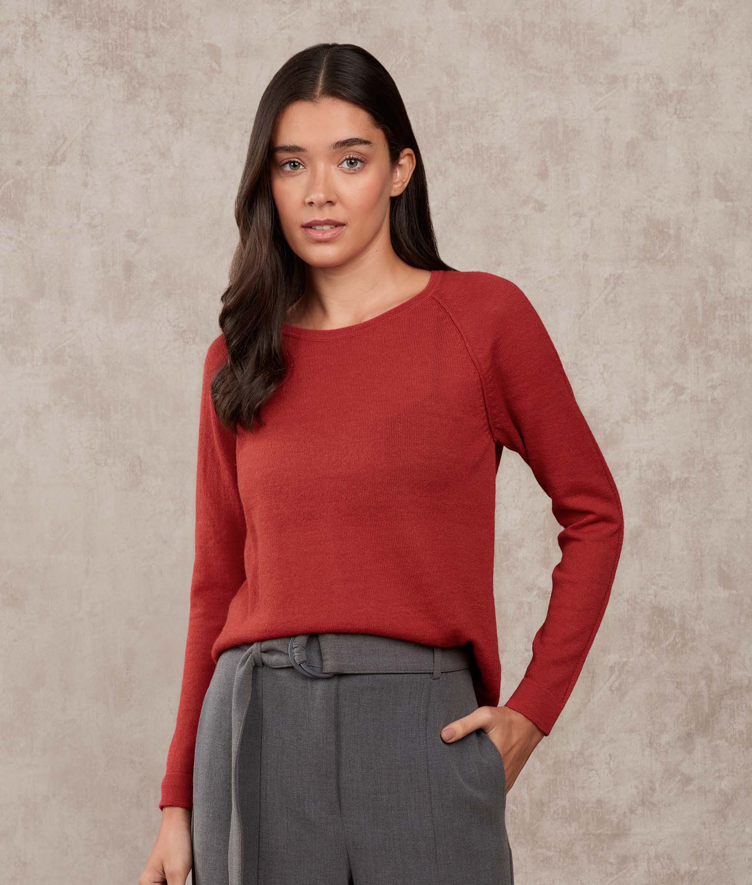 Basic Raglan Sleeves Sweater - Image 8