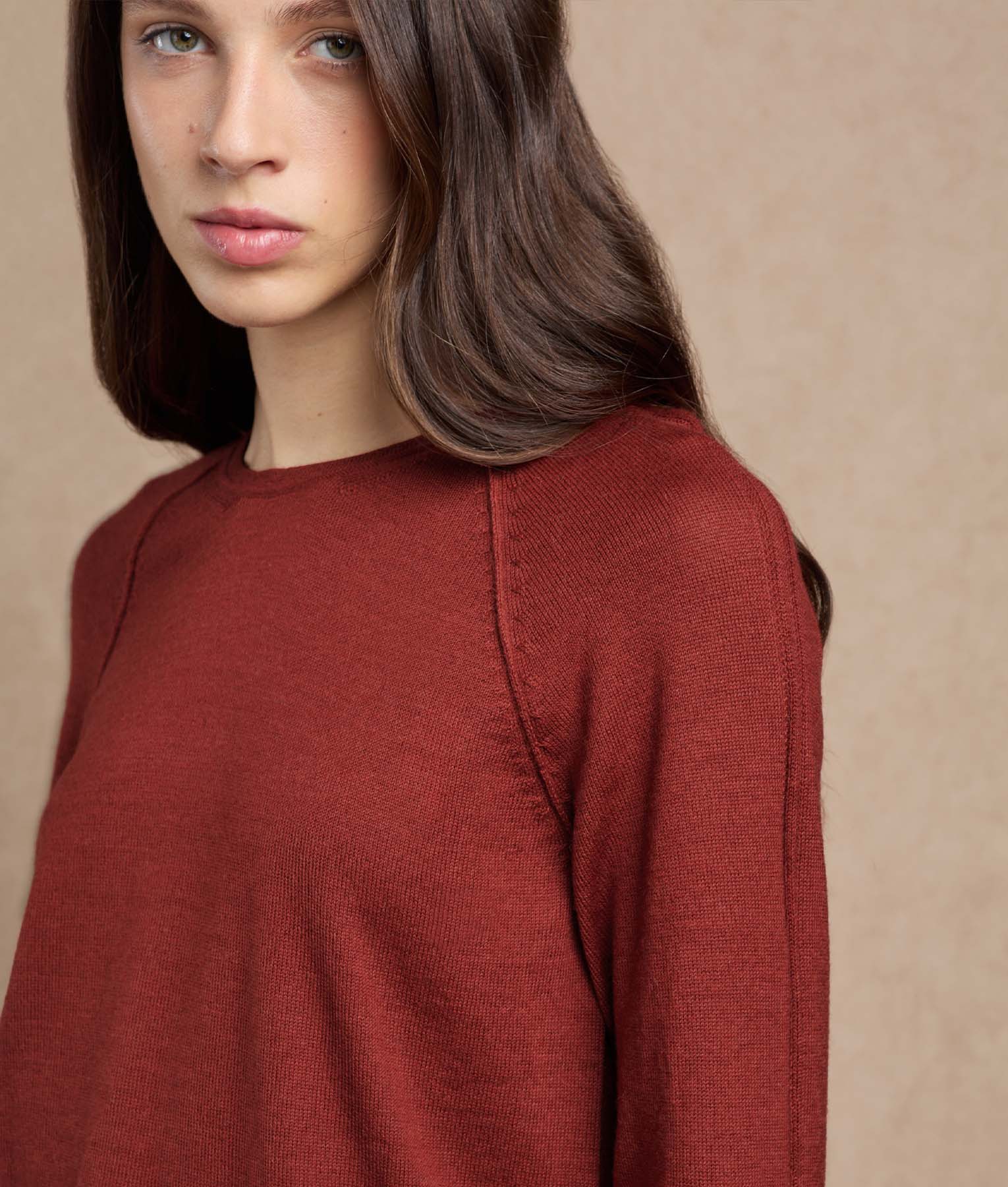 Basic Raglan Sweater - Image 4