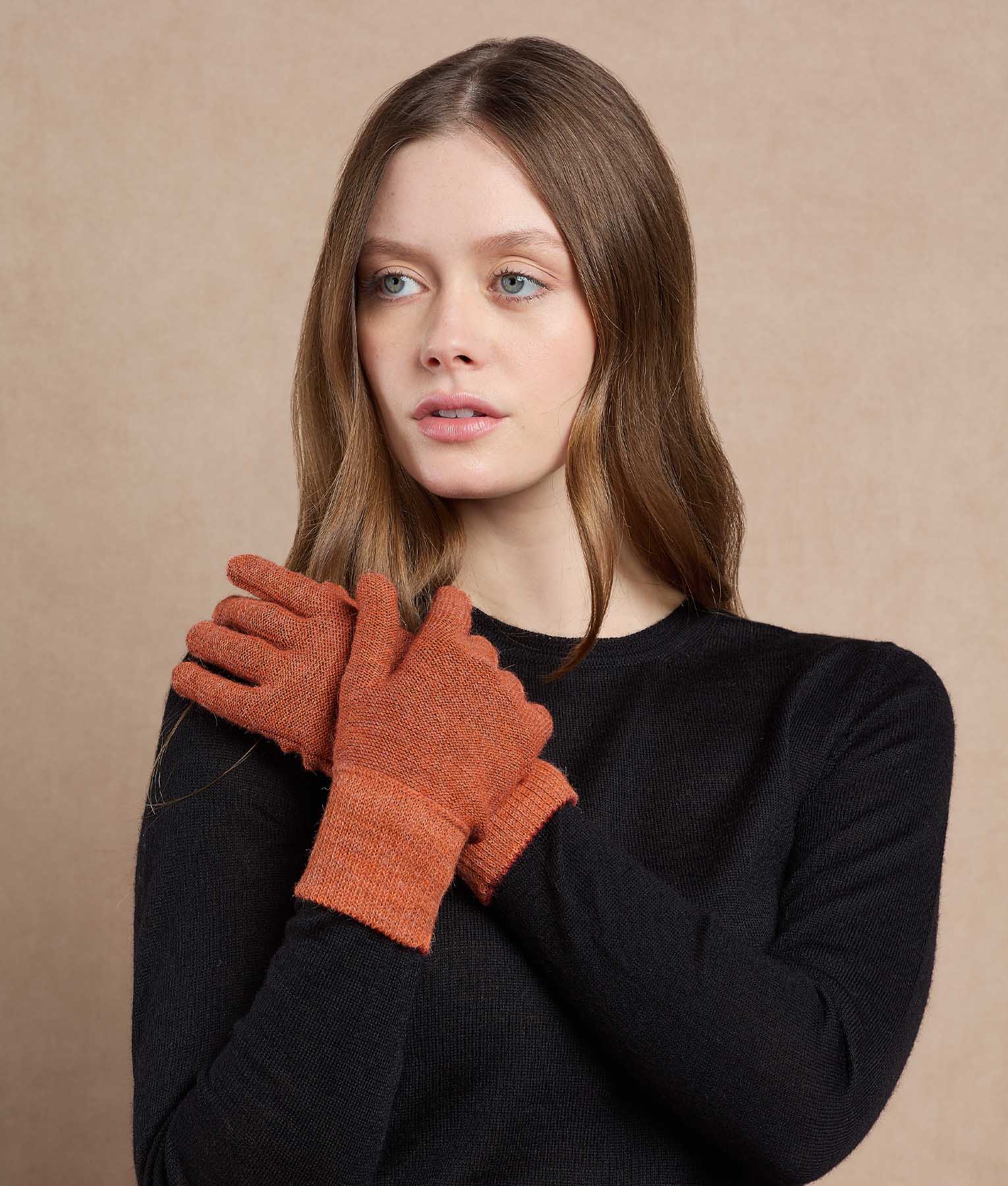 Basic Reversible Women Gloves - Image 5