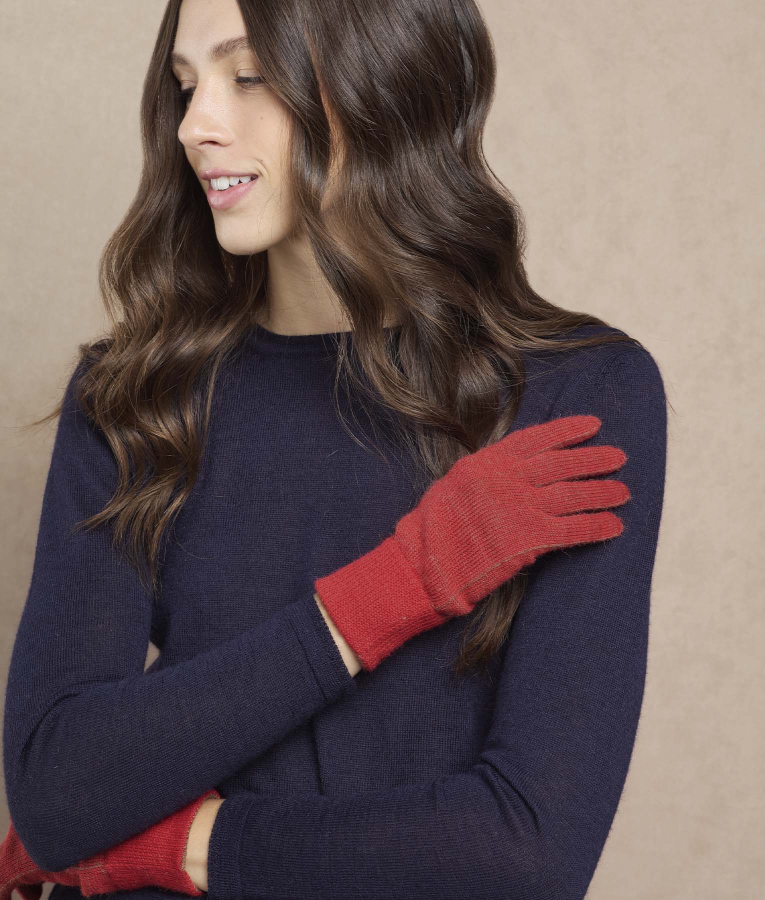 Basic Reversible Women Gloves - Image 8