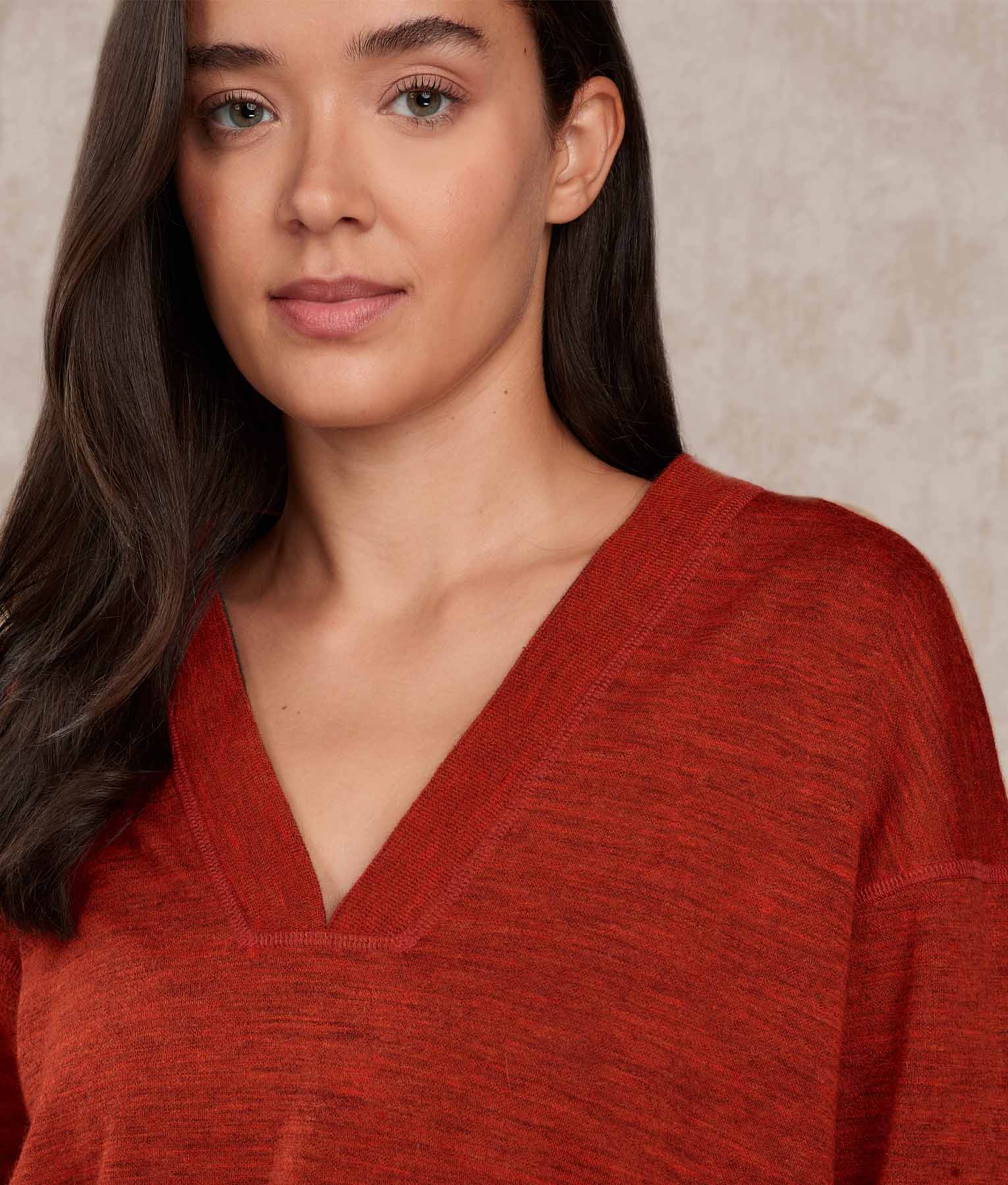 Basic Vee Neck Alpaca-Cotton Sweater - Image 8