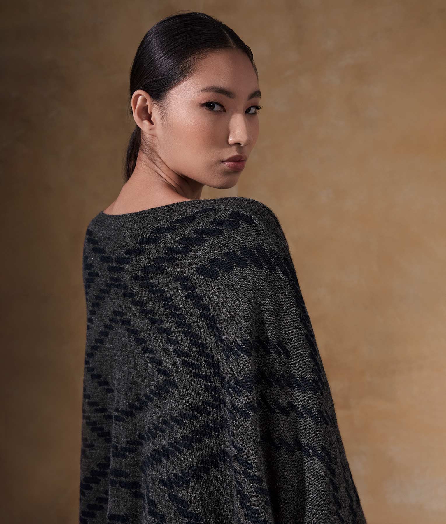 Bi Colour Jacquard Poncho With Sleeves - Gray And Navy Blue - Image 3