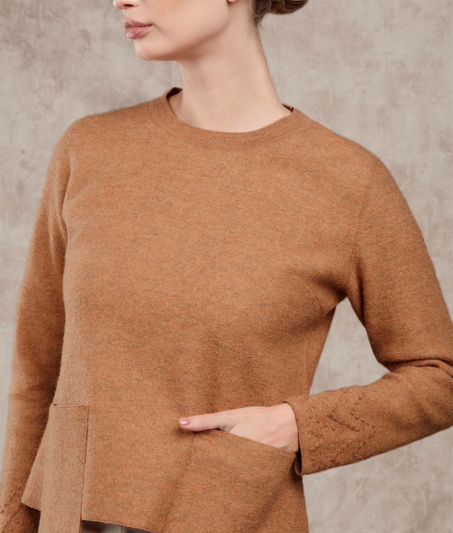 Bw Crew Neck Sweater With Pockets - Pecan Brown - Image 2