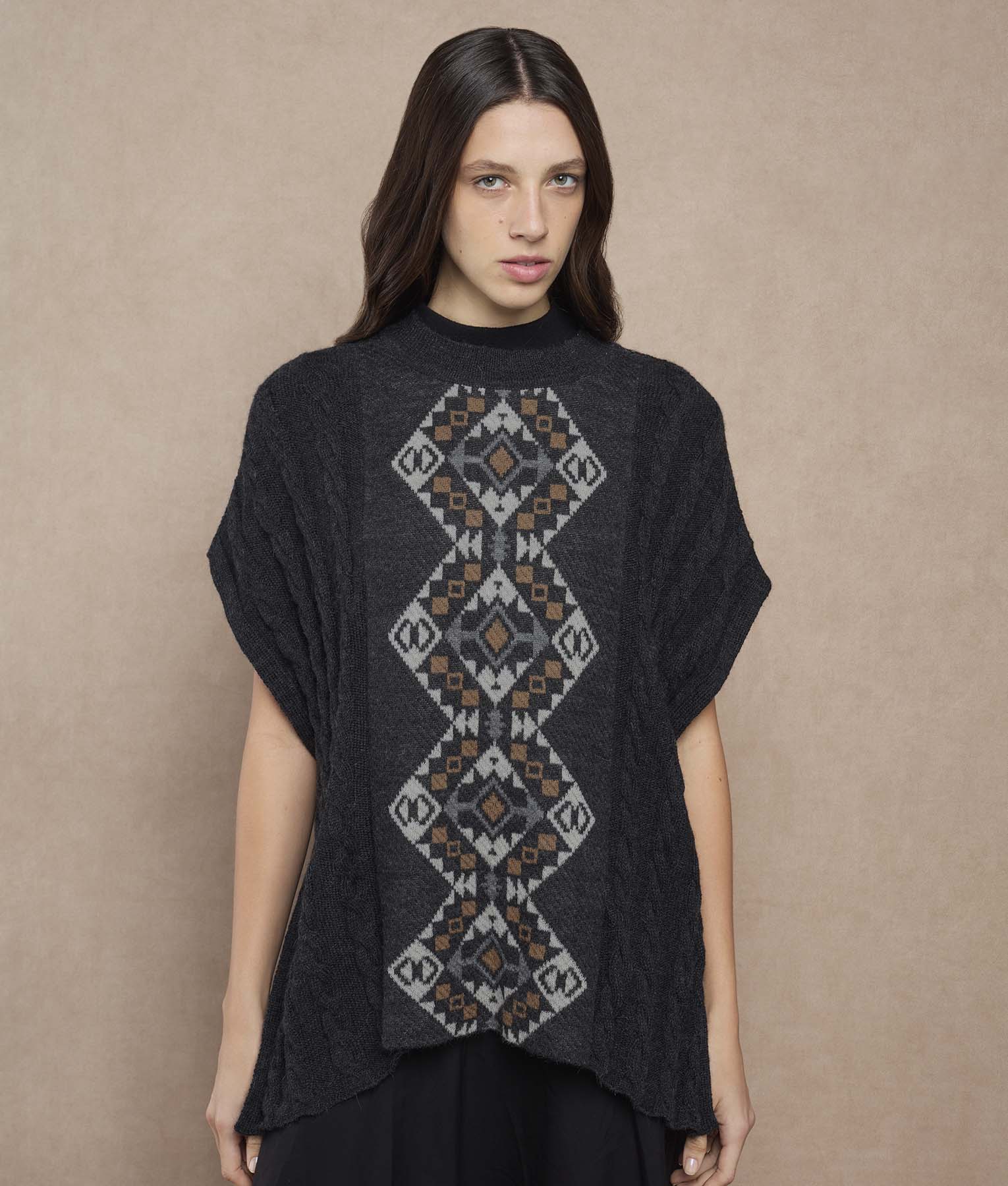 Cables & Structors Poncho - Image 2