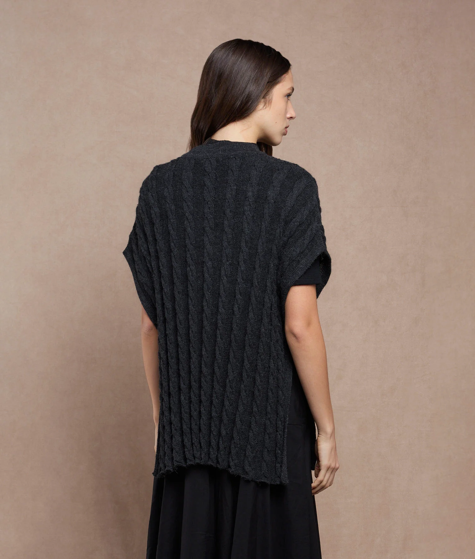 Cables & Structors Poncho - Image 4