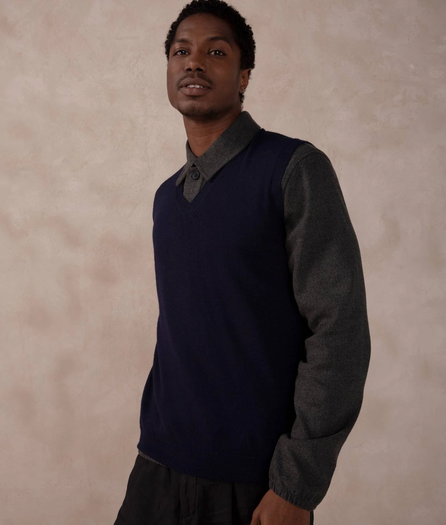 Classic V-Neck Vest - Image 4