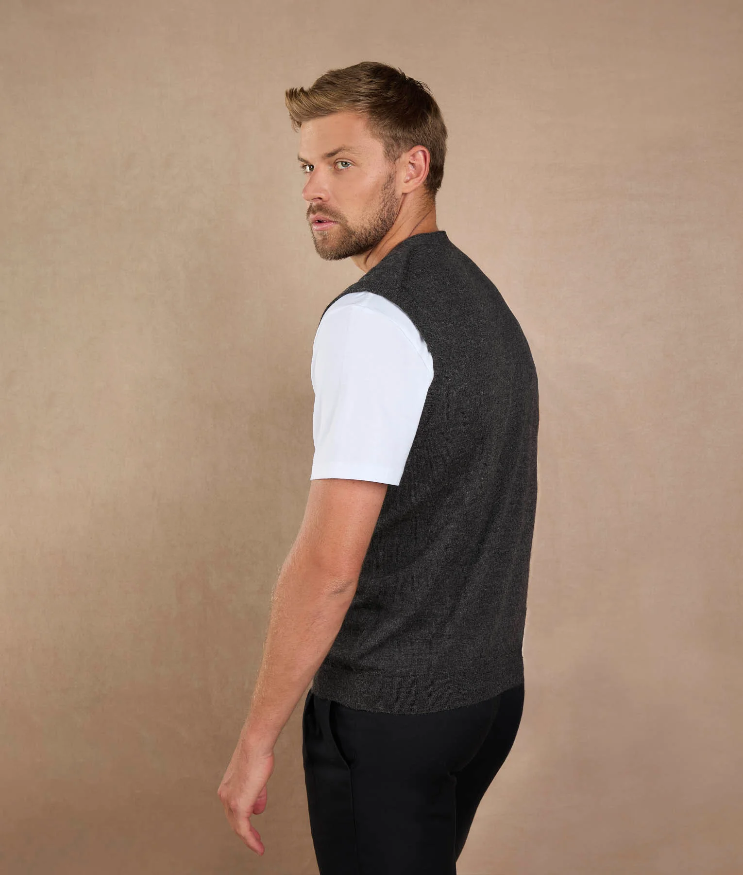 Classic Vest - Image 5