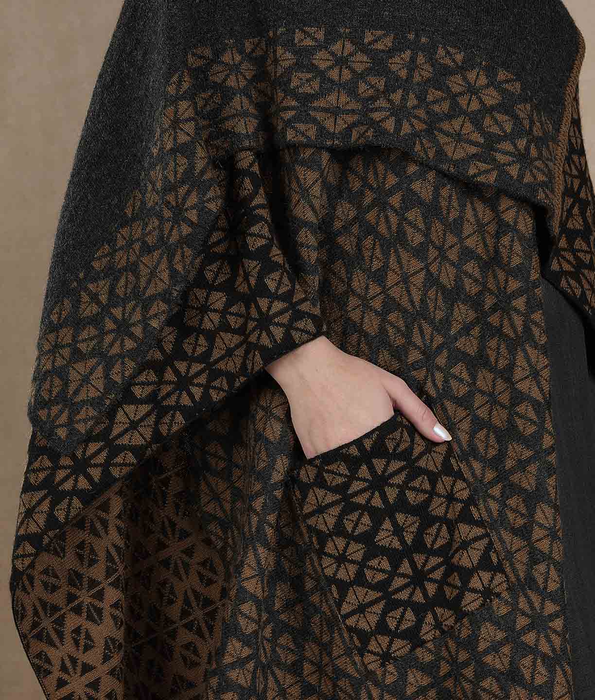 Geometric Alpaca Cape - Image 2