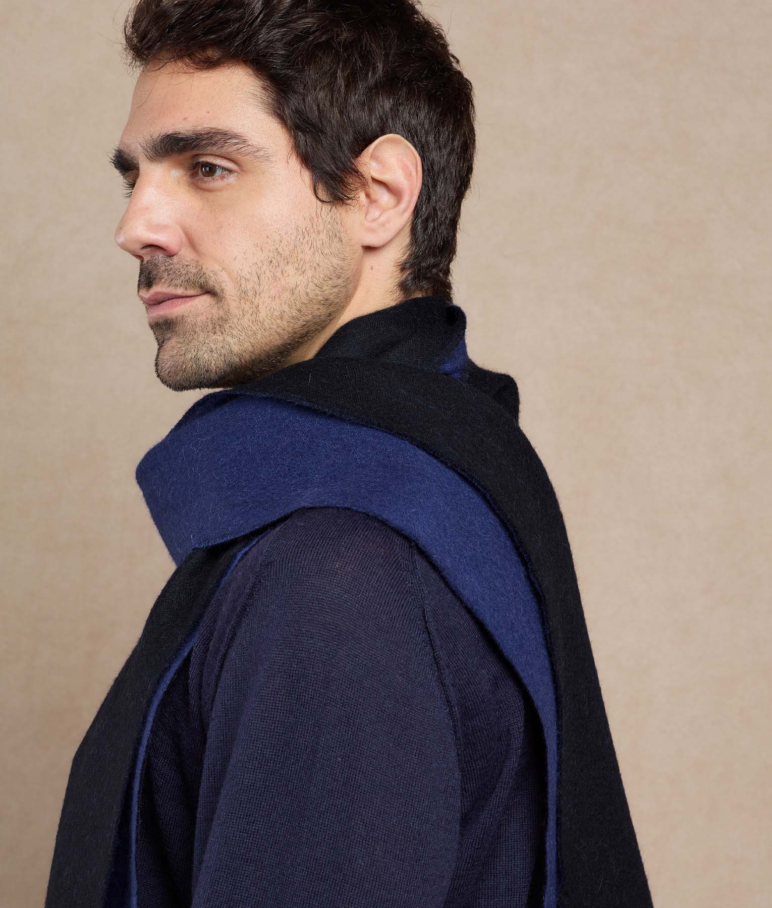 Double Face Scarf - Image 4