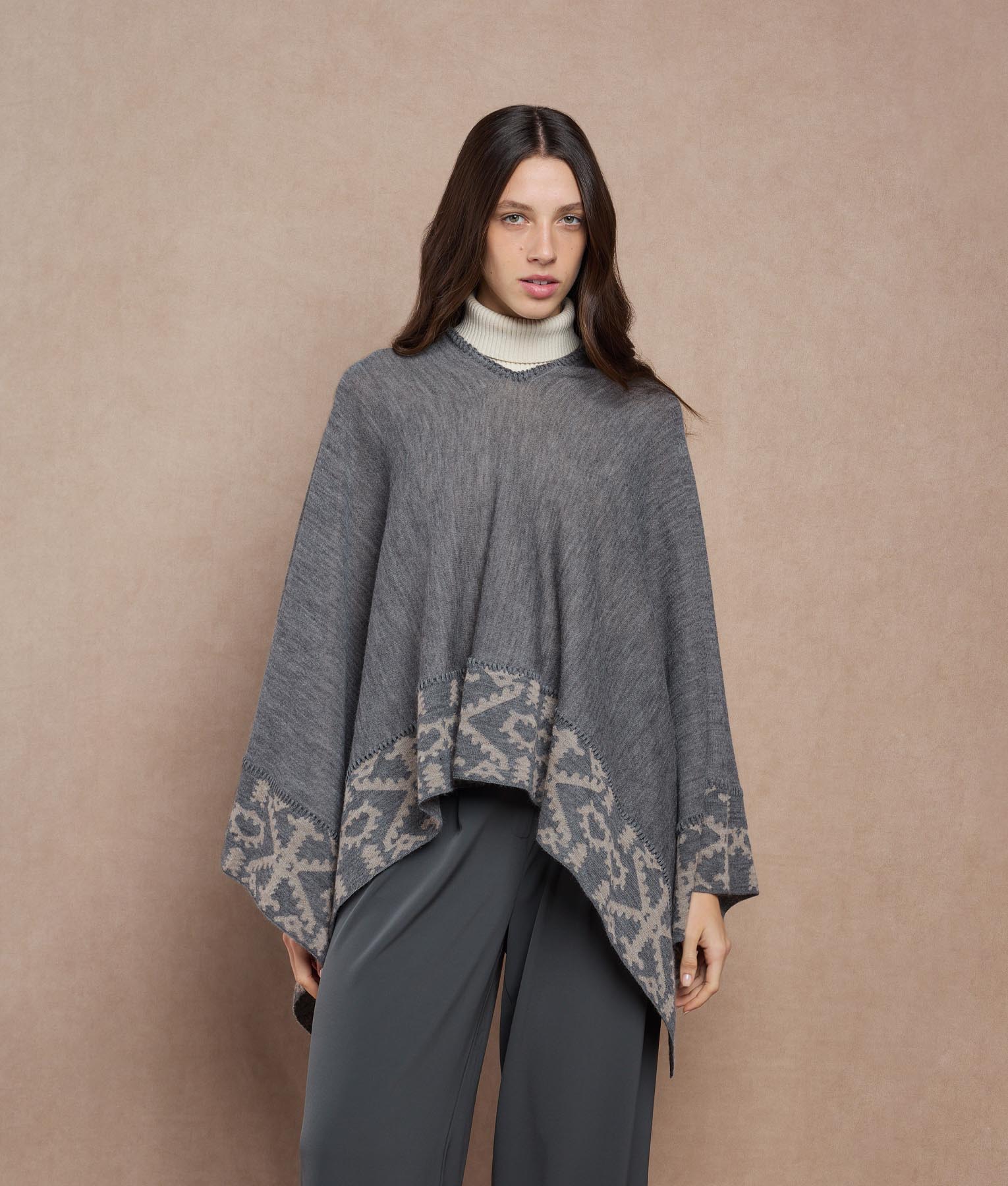 Duble Face Trimmed Poncho - Image 3