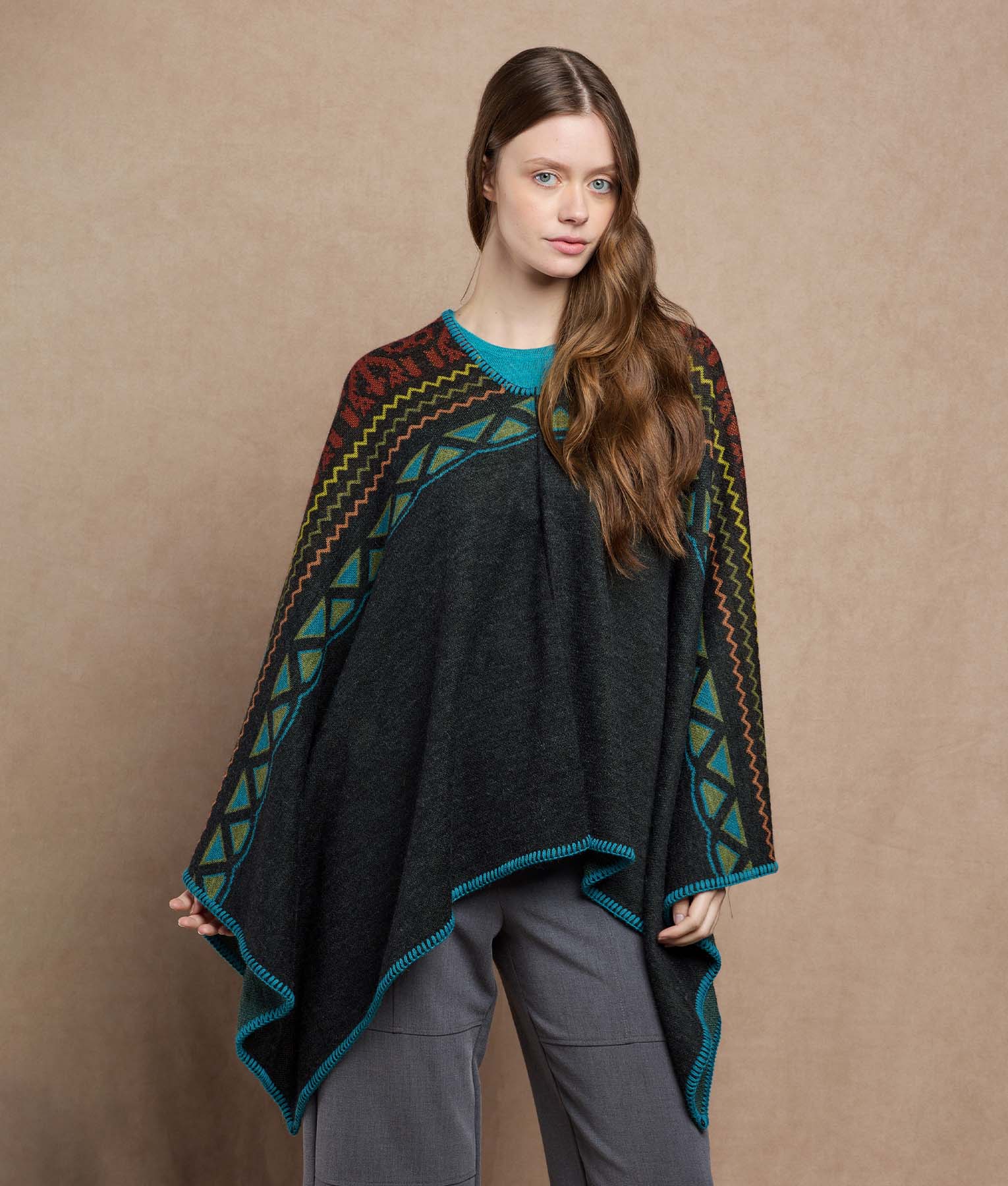 El Valle Poncho - Image 5