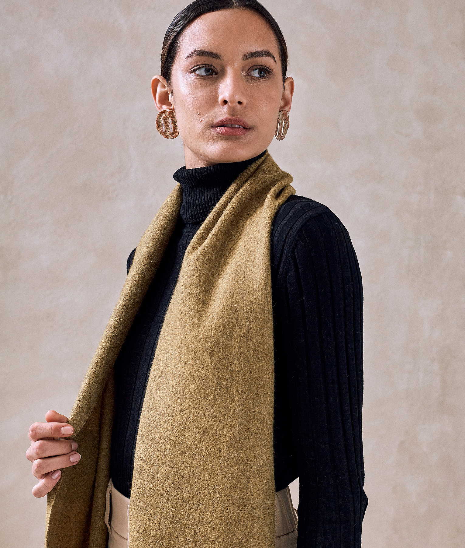 Fringed Baby Alpaca Brushed Scarf - Image 8