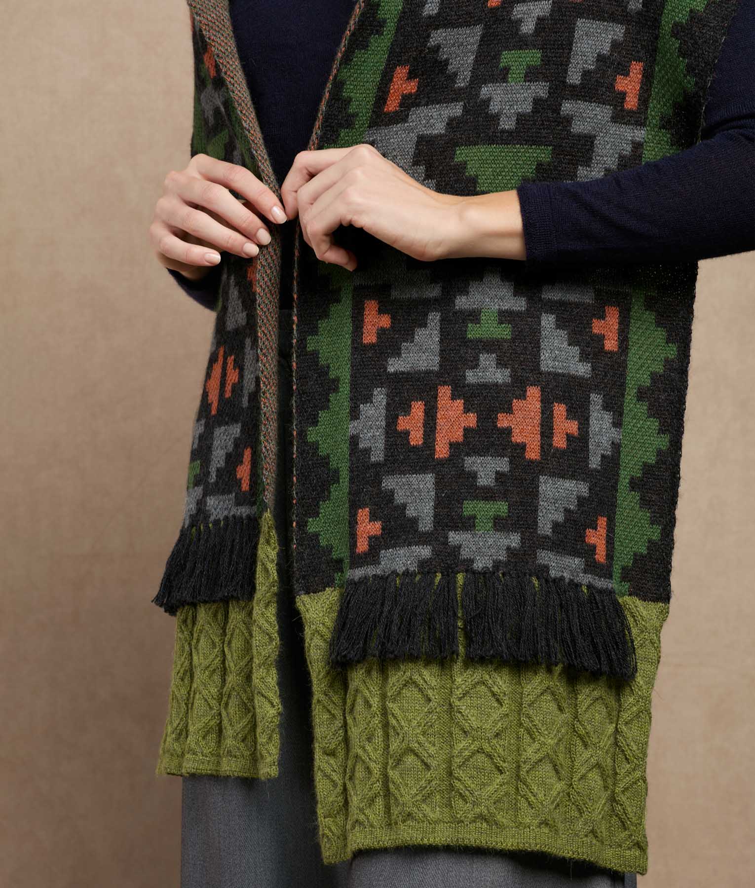 Jacquard Scarf - Image 3
