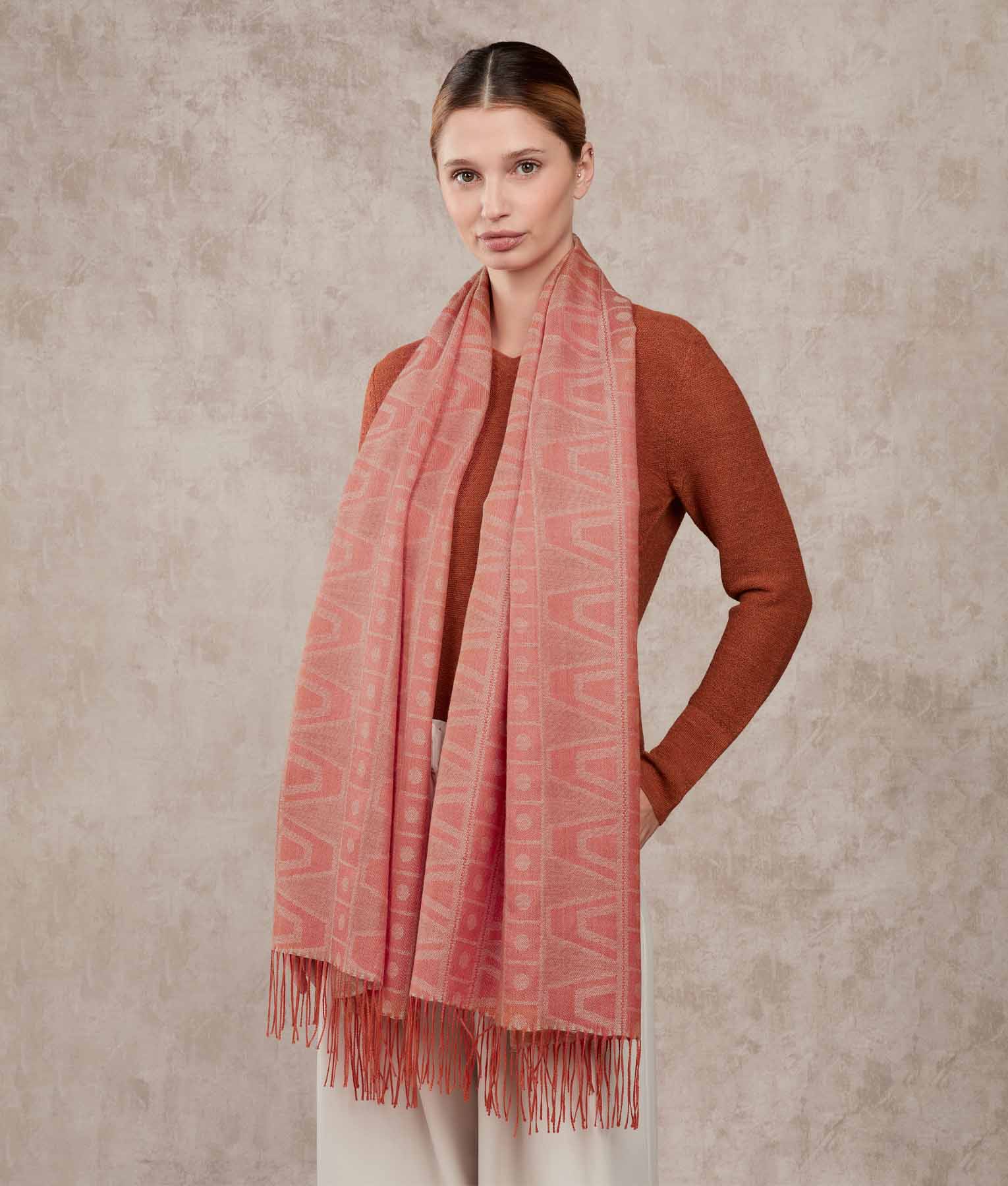 Las Andenas Shawl - Image 8
