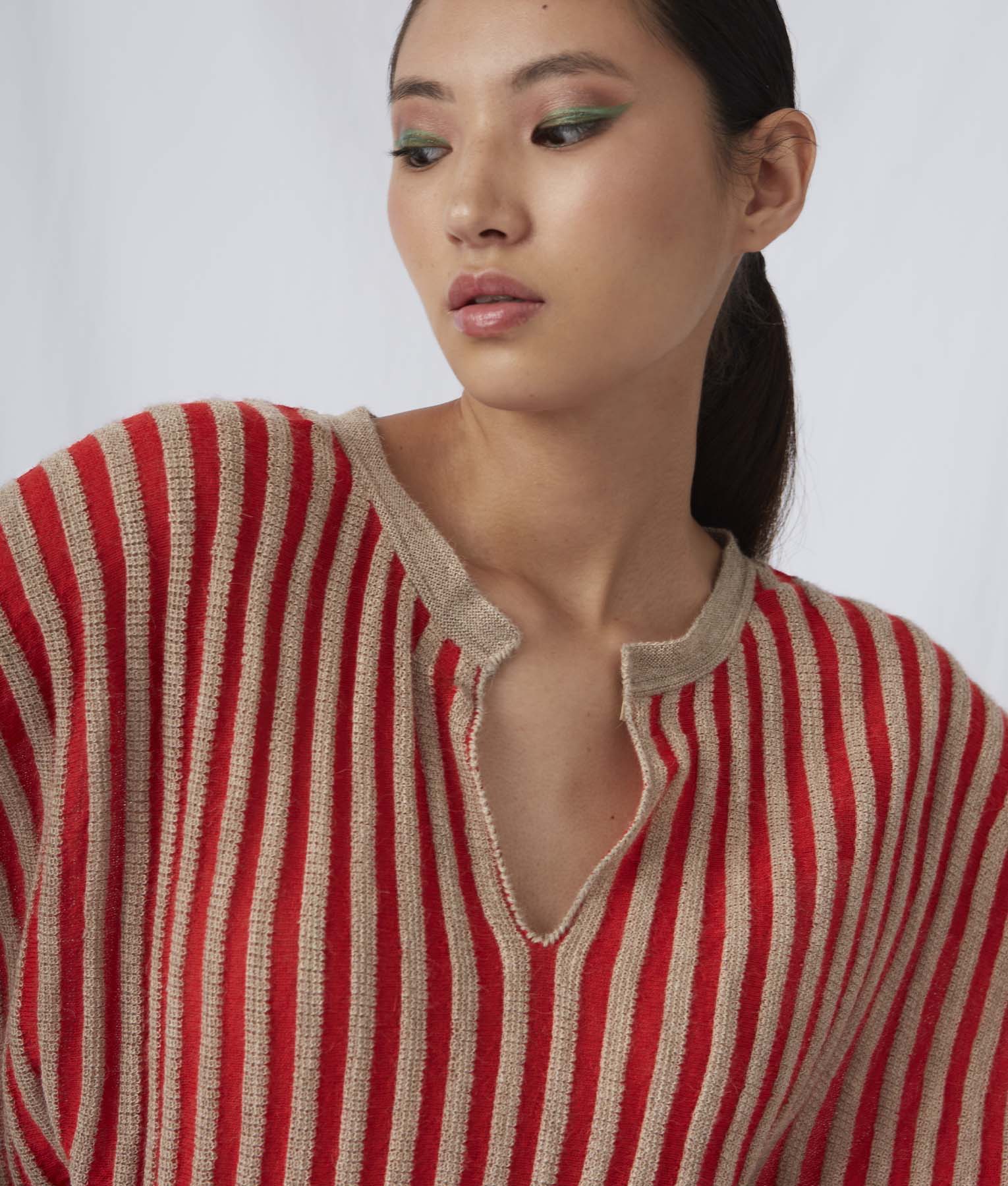 Las Rayas Poncho - Scarlet Flame And Silver Lining - Image 2