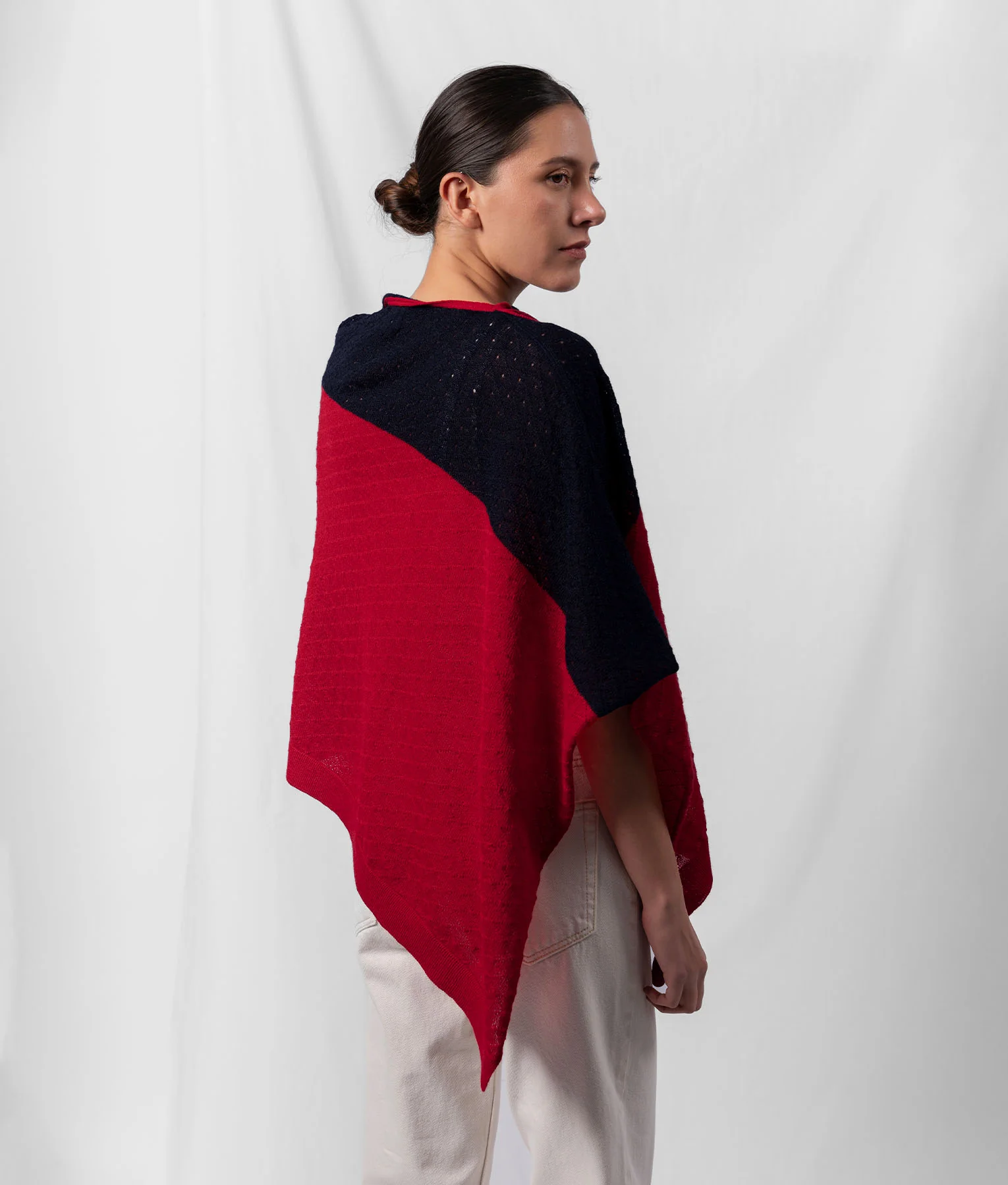 Links Diamond Poncho - Deep Red And Black - Image 3