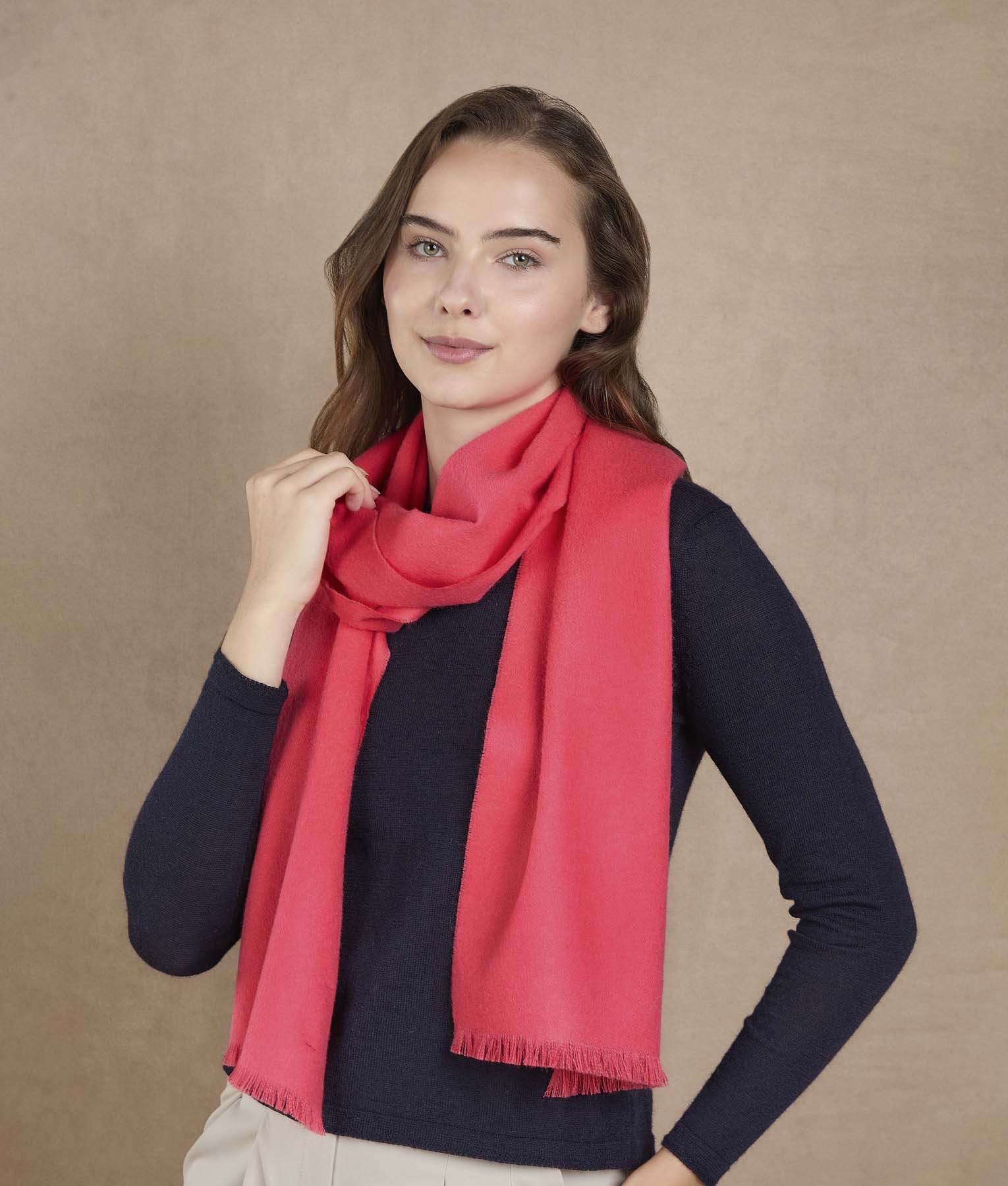 Scarf Living Coral - Image 2