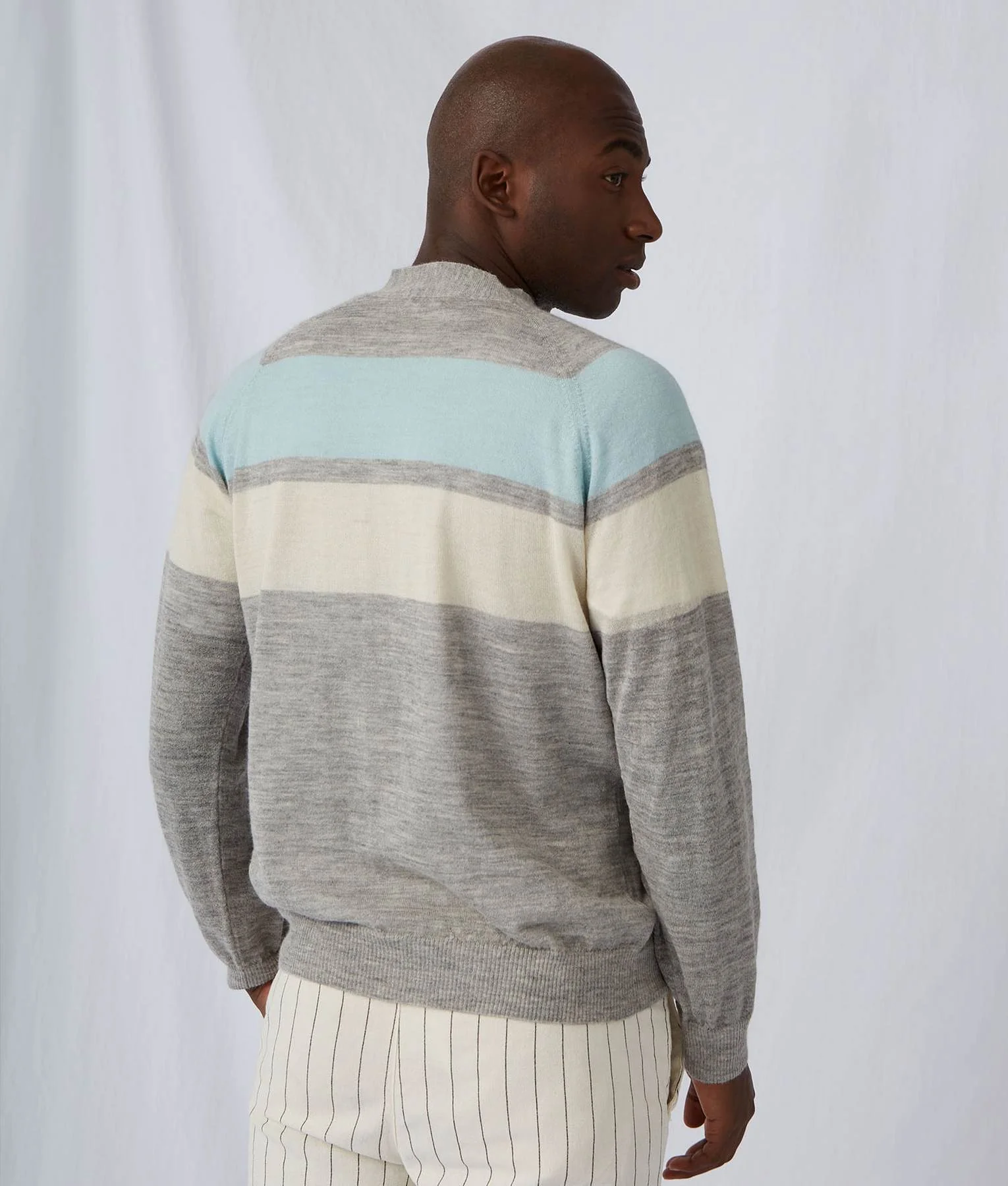Men's Intarsia V-Neck Cardigan - Image 6