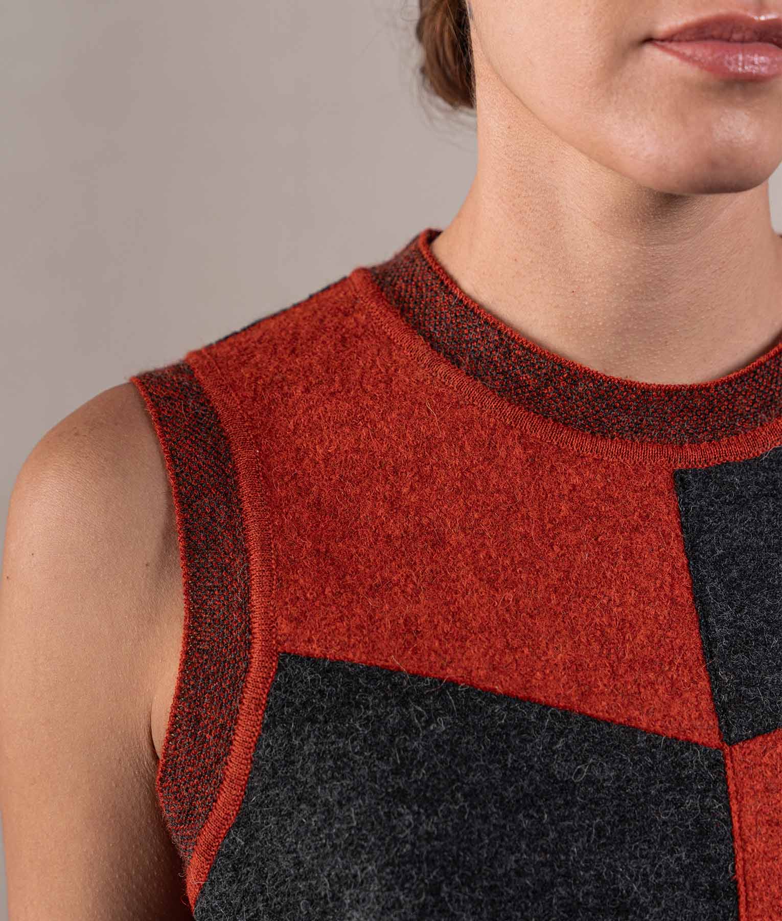 Patch Crew Neck Vest - Pirate Black And Red - Image 3