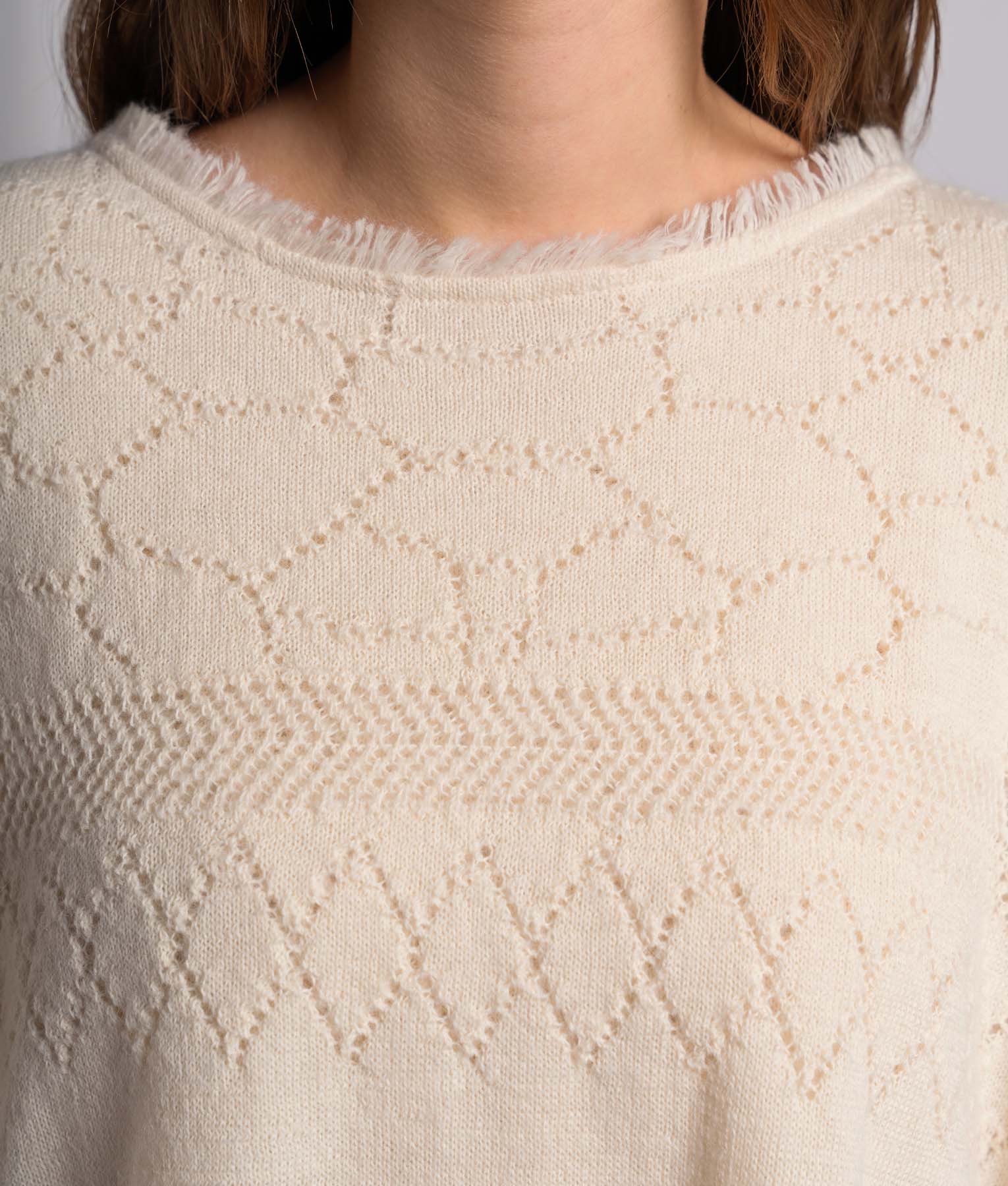 Poncho Blossom With Lace Effect - Image 3
