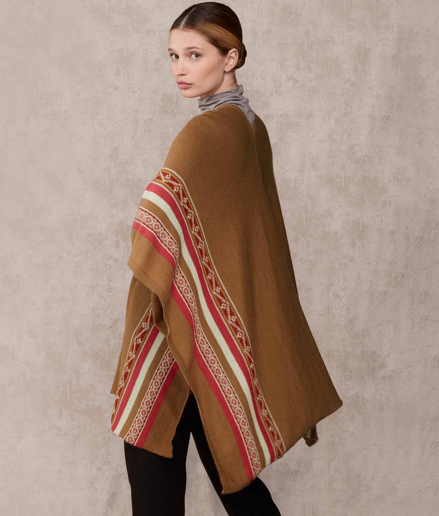 Poncho Rider With Fringe Details - Toasted Coconut With Fringes - Image 4