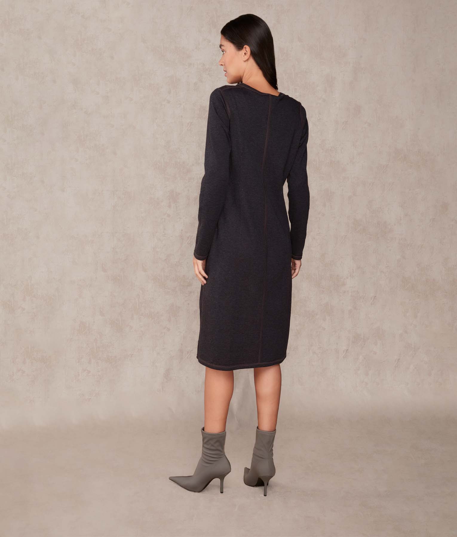 Reversible Classic Sheat Dress - Image 12