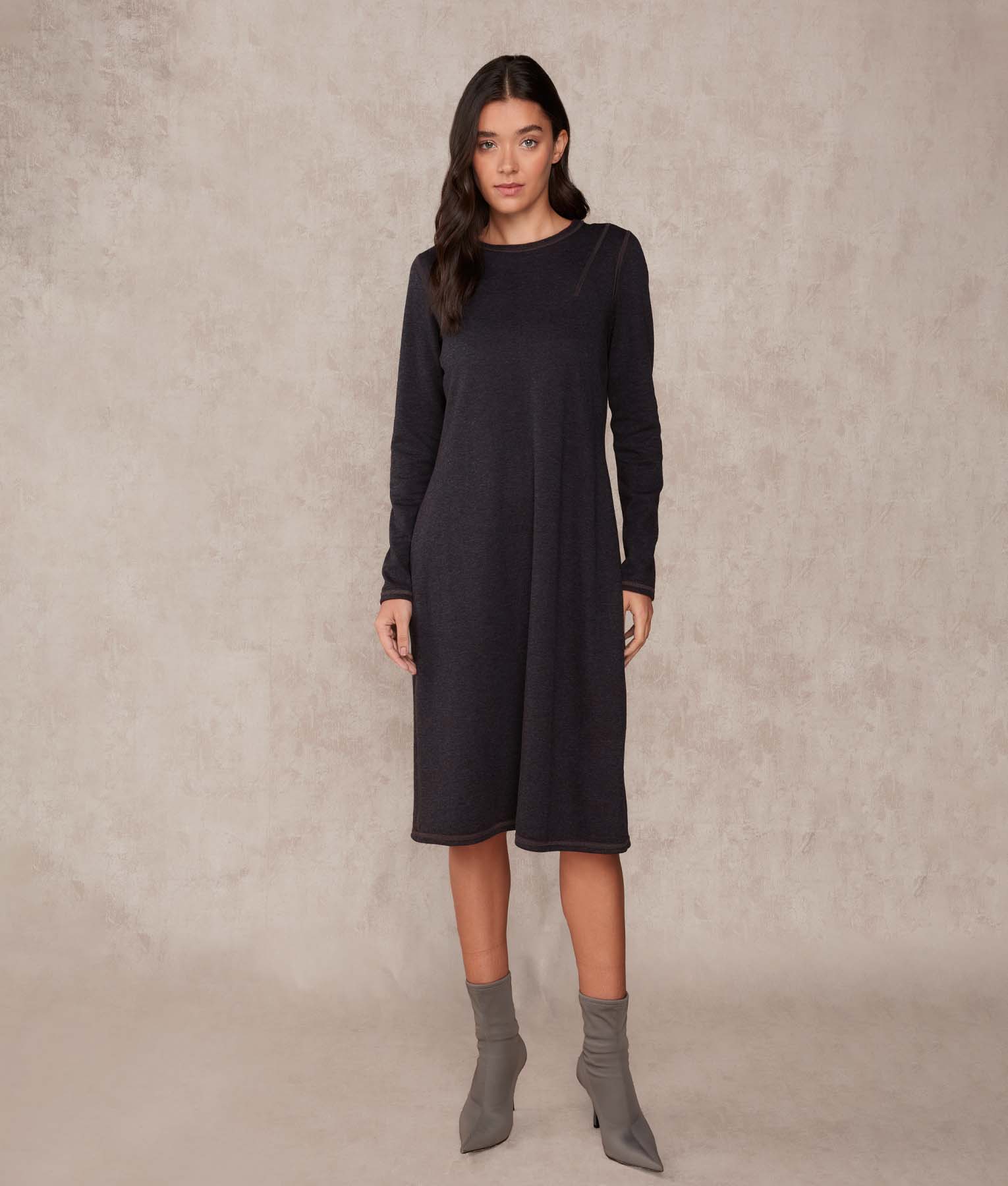 Reversible Classic Sheat Dress - Image 8