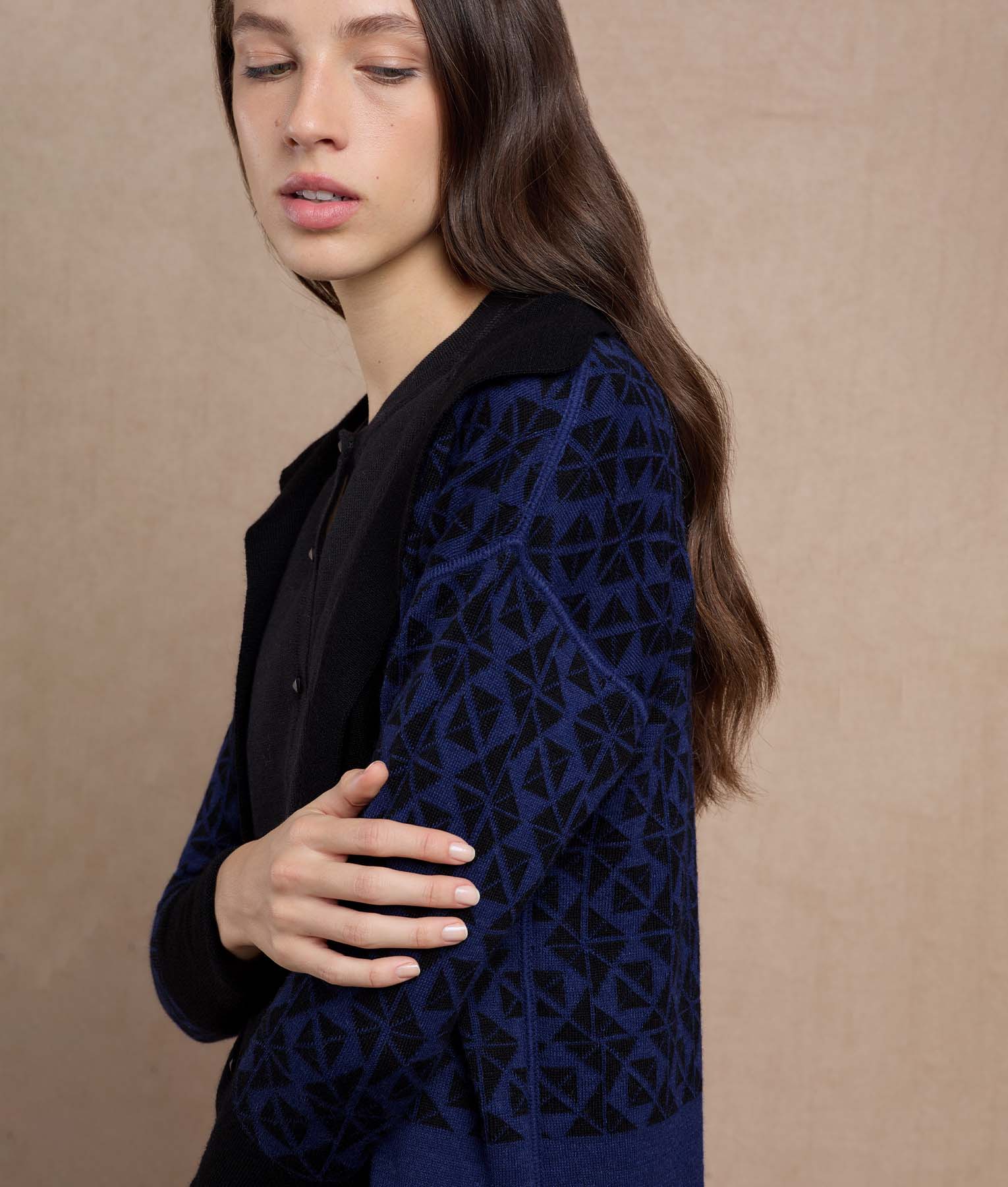 Reversible Long Cardigan - Image 12