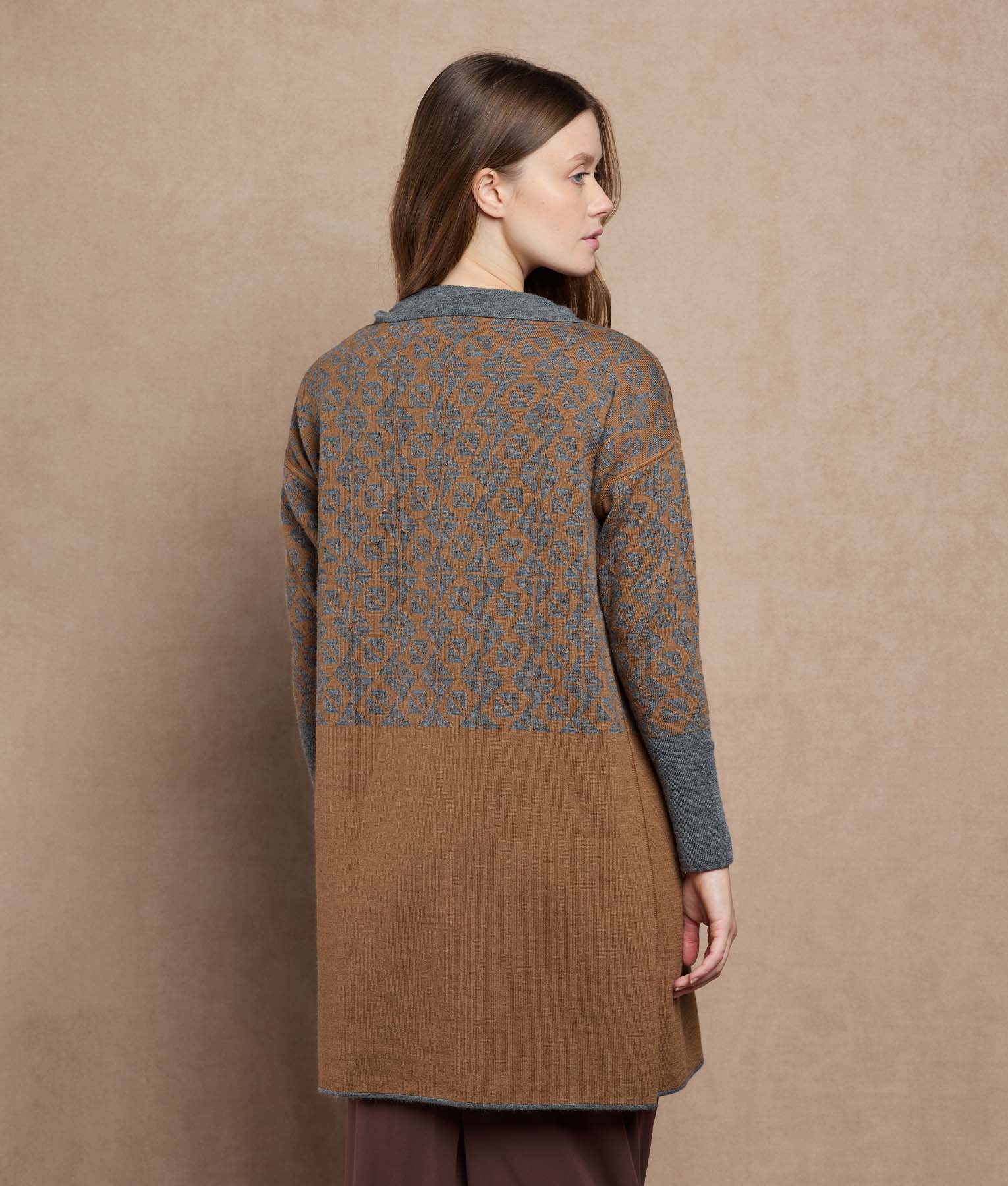 Reversible Long Cardigan - Image 13