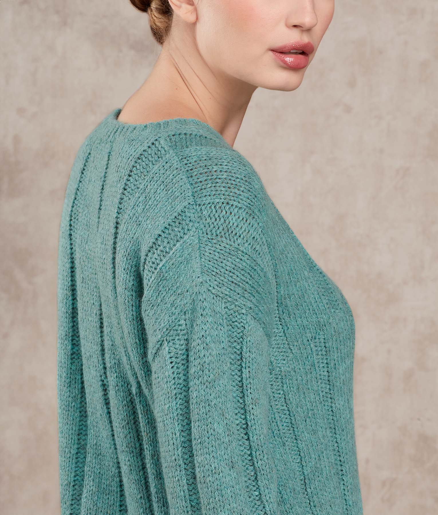 Ribbed Long Sweater - Image 9