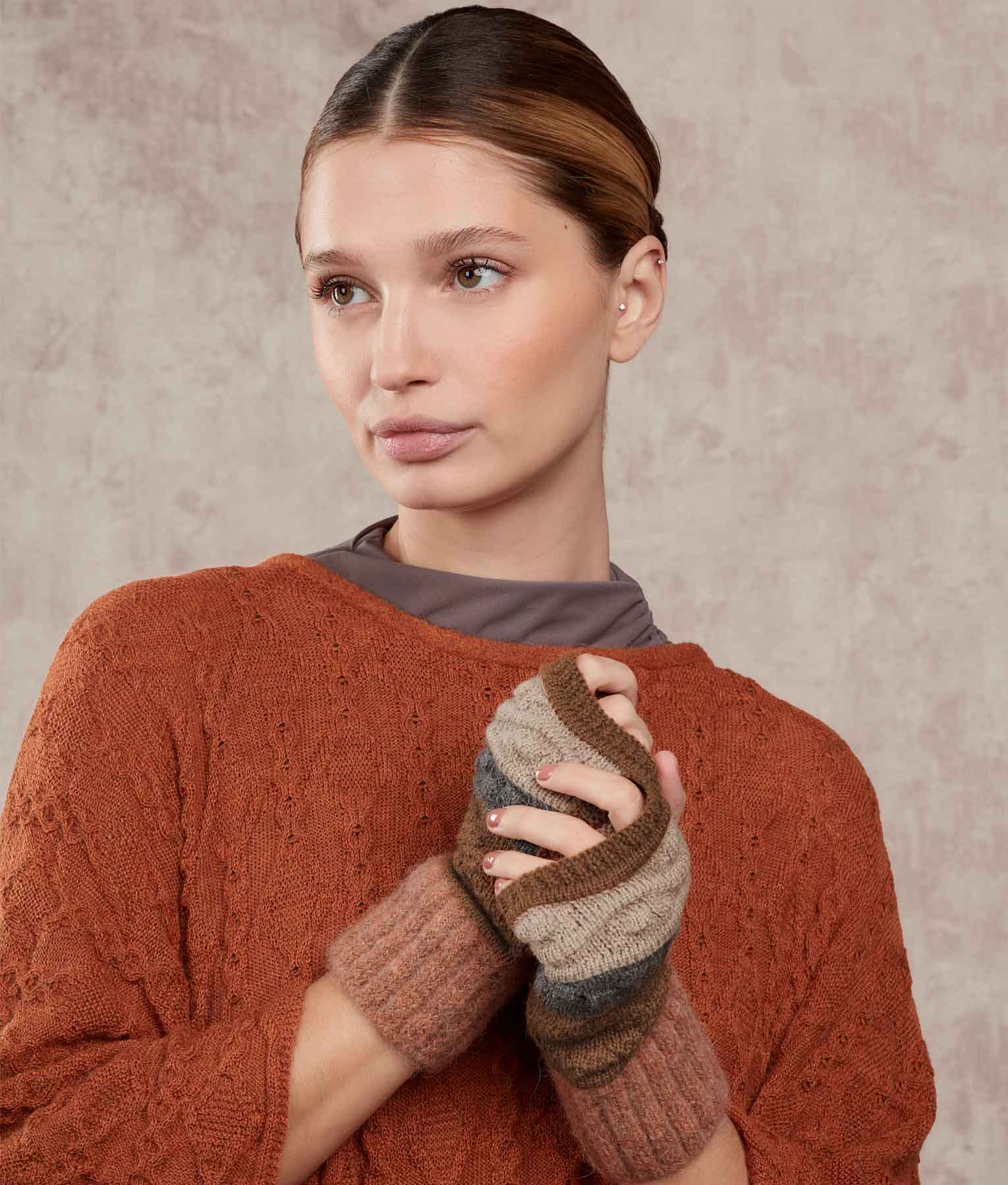Stripes Mittens - Image 3
