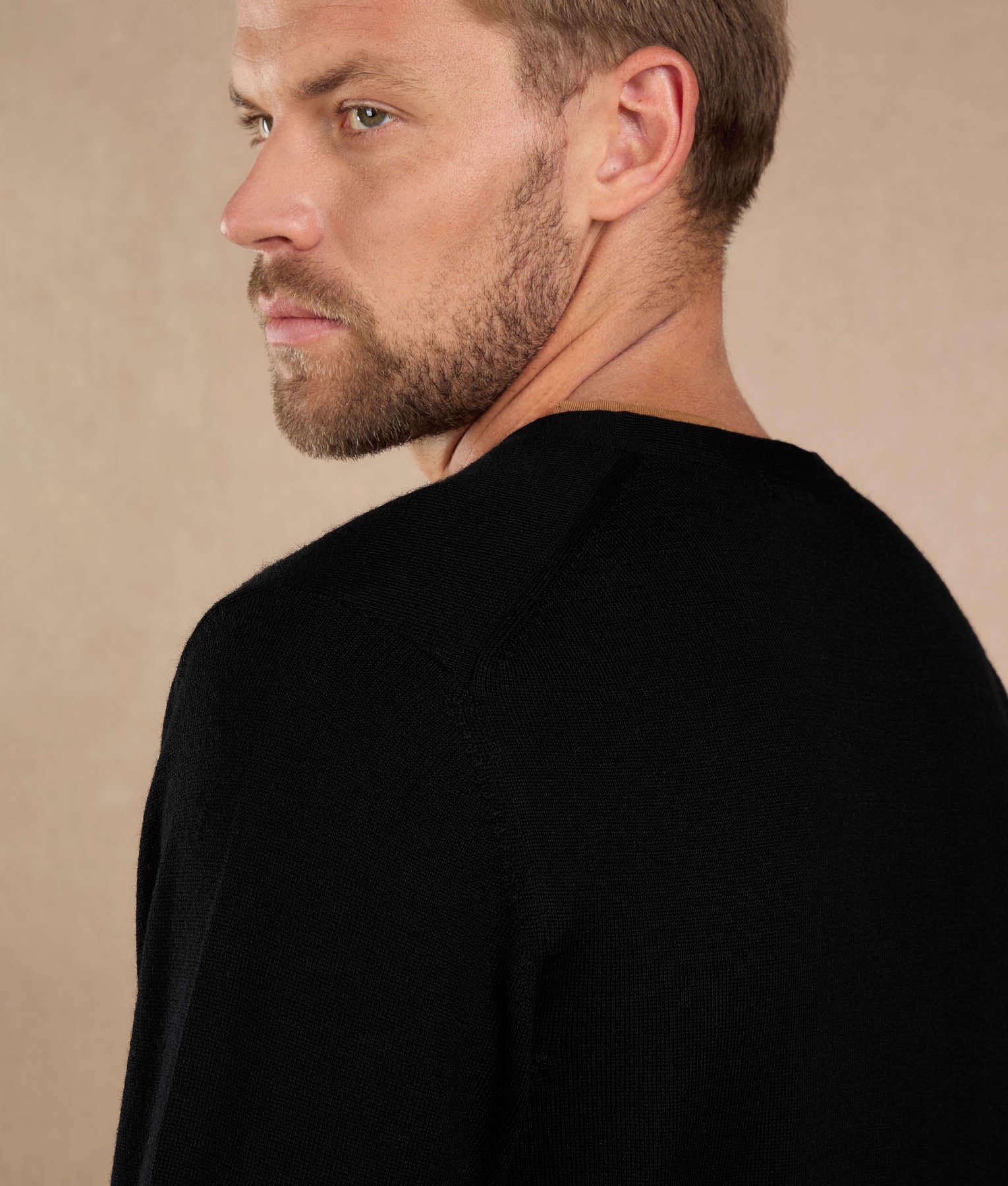 Super Baby Alpaca Black Sweater - Image 3