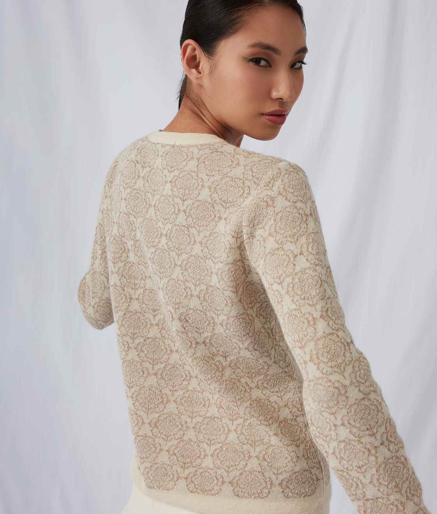 Transfer Flowers Basic Sweater - Image 5