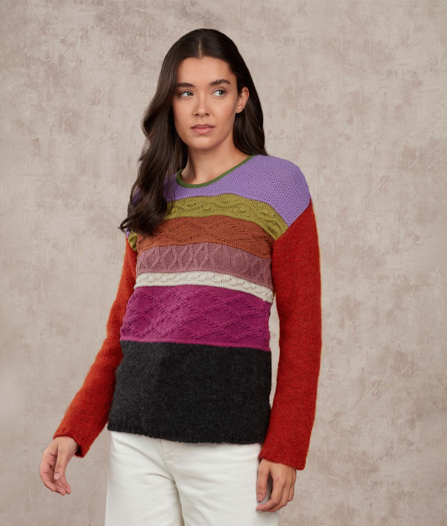 Stripes Neck Sweater - Crow and ketchup